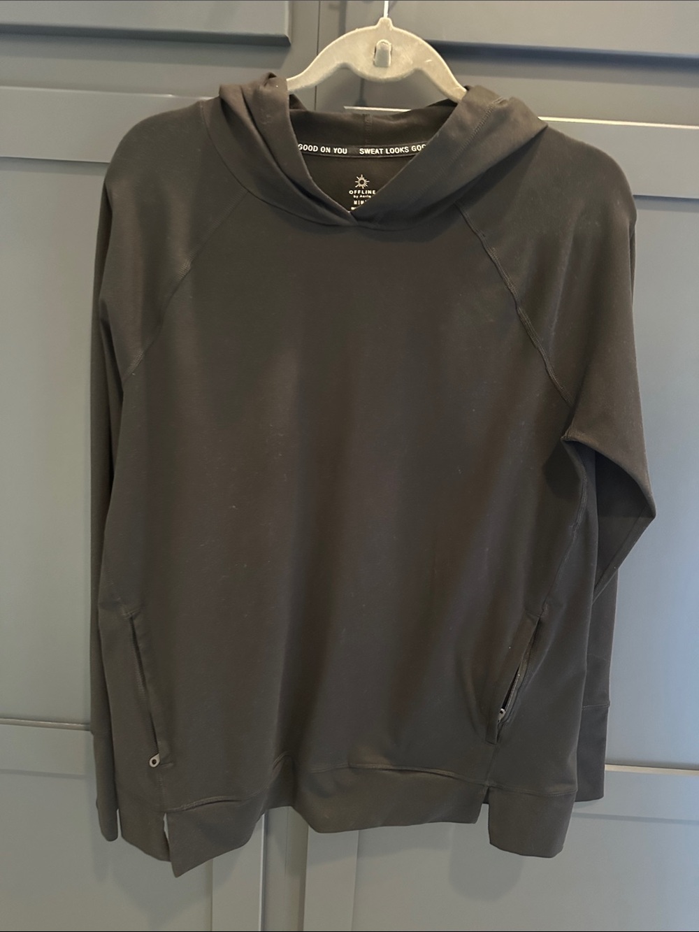 Women's Black Hooded Pullover Sweatshirt with zipper pockets